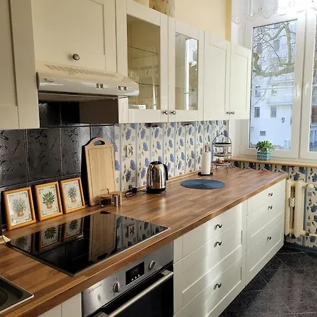 Nad Parseta W Centrum - Prywatne Miejsce Postojowe & Dwa Rowery Apartment