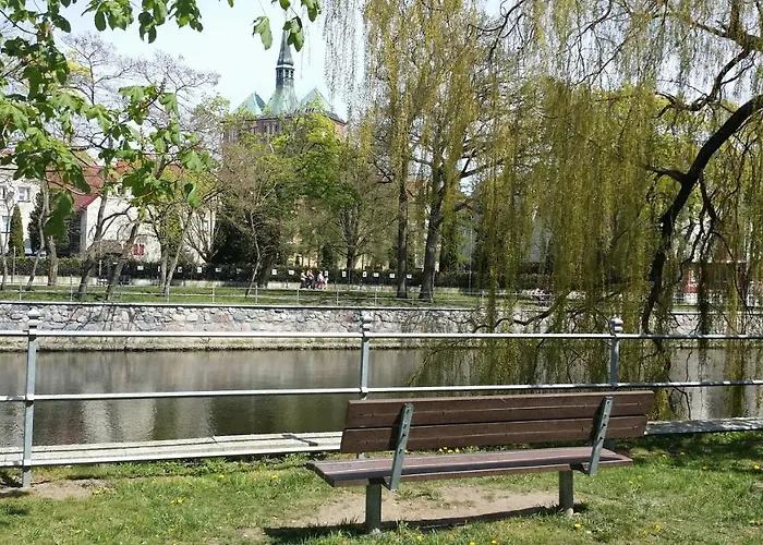 Apartment Nad Parseta W Centrum - Prywatne Miejsce Postojowe & Dwa Rowery Kolobrzeg