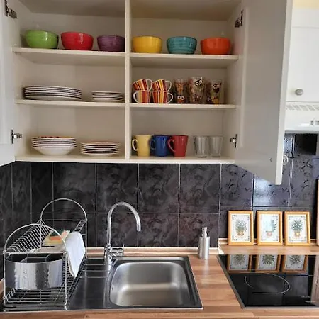 Nad Parseta W Centrum - Prywatne Miejsce Postojowe & Dwa Rowery * Kolobřeh