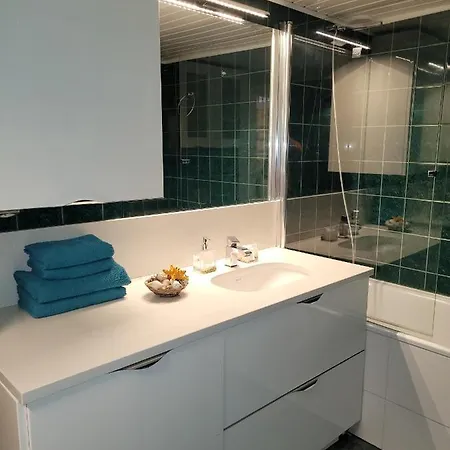 Nad Parseta W Centrum - Prywatne Miejsce Postojowe & Dwa Rowery Kołobrzeg