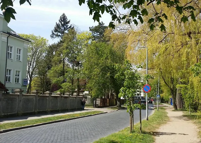 Nad Parseta W Centrum - Prywatne Miejsce Postojowe & Dwa Rowery *