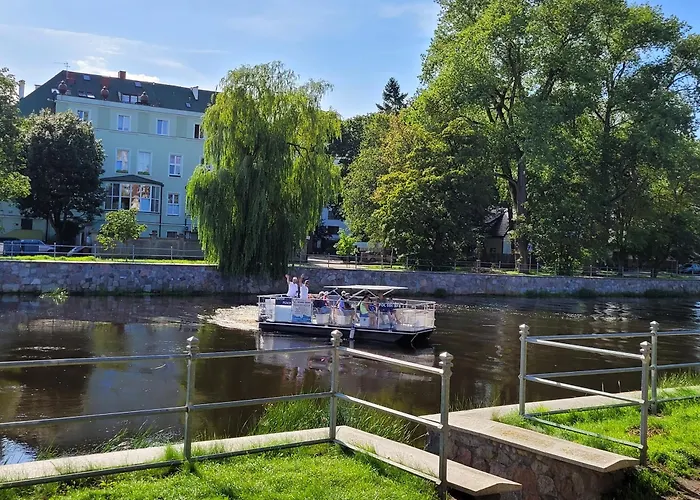 Nad Parseta W Centrum - Prywatne Miejsce Postojowe & Dwa Rowery شقة