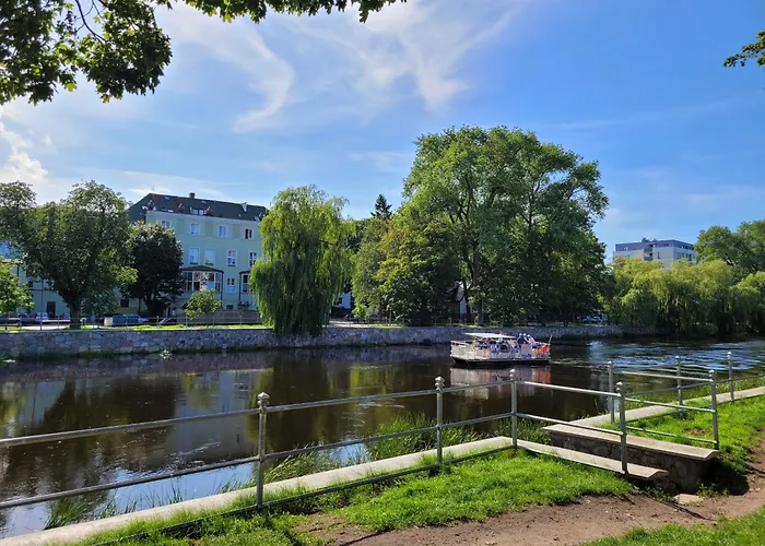 Nad Parseta W Centrum - Prywatne Miejsce Postojowe & Dwa Rowery Apartamento